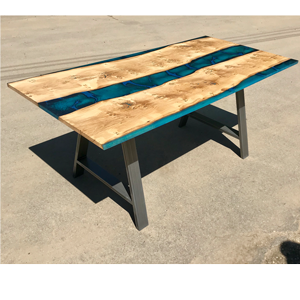 Pippy Oak & Blue Resin River Dining Table