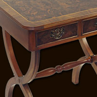 Side & Lamp Table