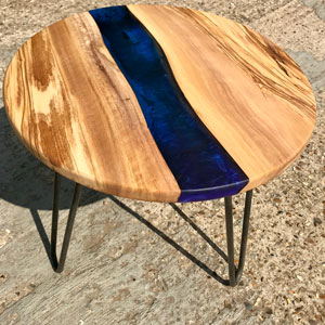 Olive Resin River Side Table 1